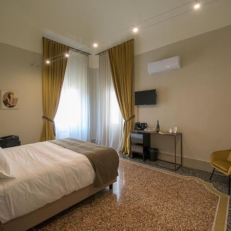 Palazzo Sertorio Suites กาวี ภายนอก รูปภาพ