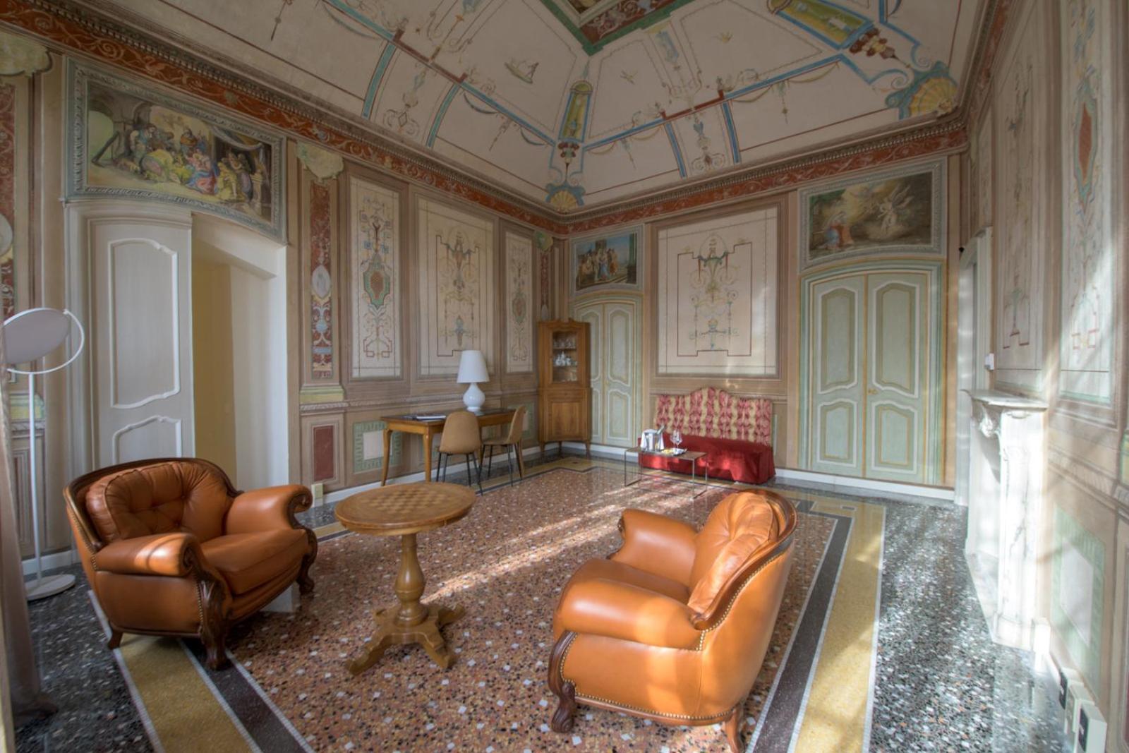 Palazzo Sertorio Suites กาวี ภายนอก รูปภาพ